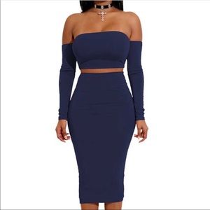 2 piece set black an blue small an med